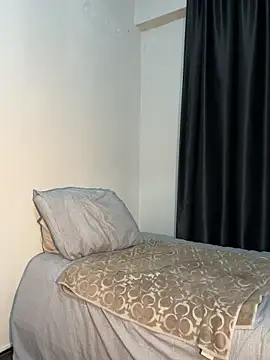 LiaCuti online show from 02/14/26, 11:01