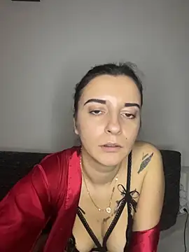 MinaSolenne online show from 12/19/25, 02:29