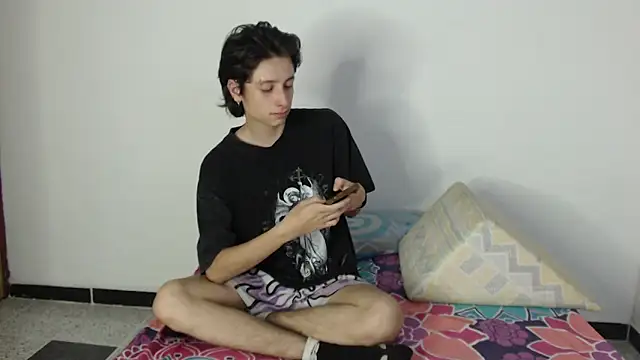 cirosky elchicopolla online show from 02/06/26, 04:39