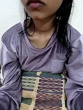 Snapshot of Mustardqueen62 chatting on 12/19/25, 09:05 Mustardqueen62 online show from 12/19/25, 09:05