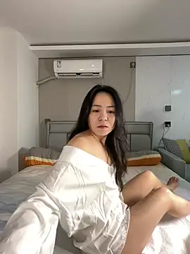 ccyun666 online show from 02/24/26, 02:53