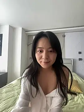 ccyun666 online show from 04/19/26, 12:54