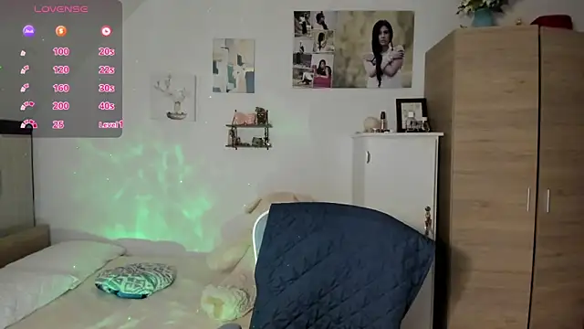 Snapshot of VEROSlen- chatting on 02/09/26, 02:37 VEROSlen- online show from 02/09/26, 02:37