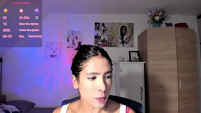 Snapshot of VEROSlen- chatting on 02/16/26, 02:40 VEROSlen- online show from 02/16/26, 02:40