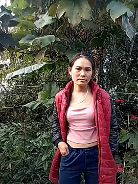 Snapshot of Girl_cutee chatting on 01/13/26, 09:25 Girl cutee online show from 01/13/26, 09:25