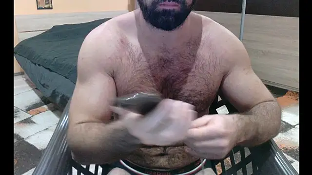 alieninhumanbody1 online show from 12/17/25, 04:29