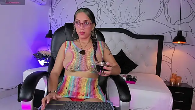 isa valverde online show from 01/18/26, 02:26