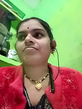 Snapshot of Uma_pande chatting on 01/08/26, 02:52 Uma pande online show from 01/08/26, 02:52