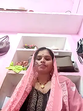 Snapshot of Uma_pande chatting on 02/11/26, 03:50 Uma pande online show from 02/11/26, 03:50