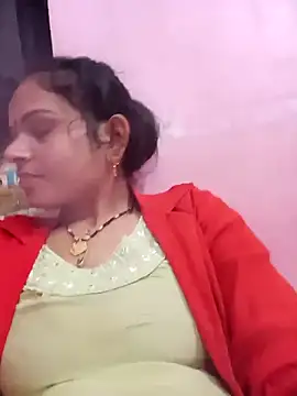 Snapshot of Uma_pande chatting on 02/22/26, 04:16 Uma pande online show from 02/22/26, 04:16