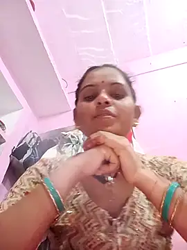 Snapshot of Uma_pande chatting on 02/28/26, 04:19 Uma pande online show from 02/28/26, 04:19