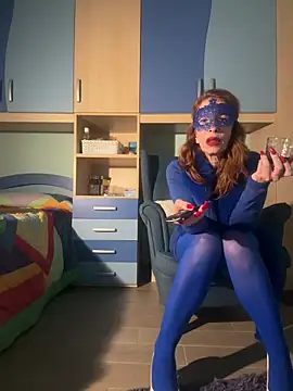 JessicaQueenFire online show from 03/06/26, 07:21