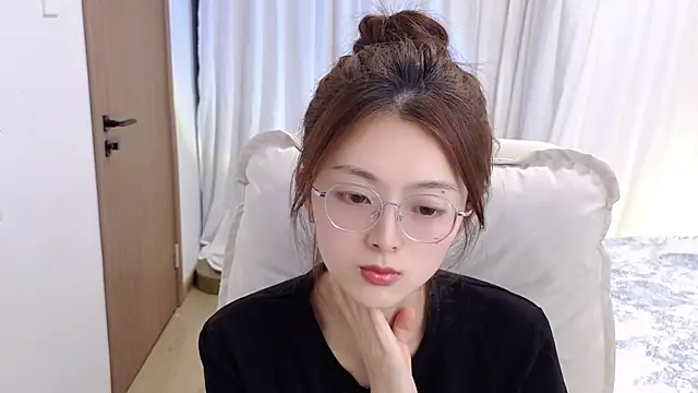 Koikoi    online show from 04/15/26, 03:13