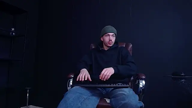 KaydenDrew online show from 12/16/25, 09:36