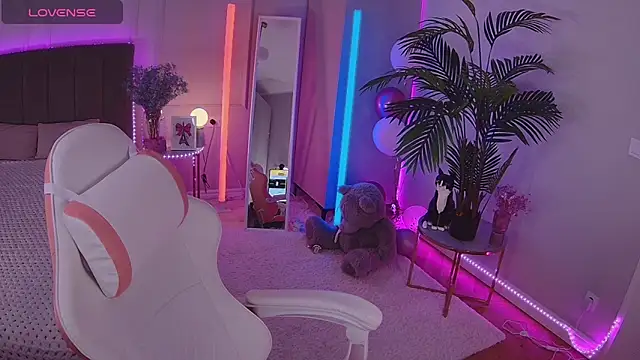 Snapshot of Dayana_Foxy chatting on 12/19/25, 07:59 Dayana Foxy online show from 12/19/25, 07:59