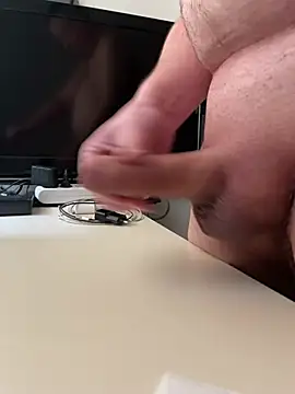 Snapshot of Farock11 chatting on 02/11/26, 01:05 Farock11 online show from 02/11/26, 01:05