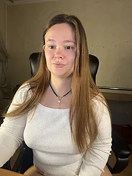 Snapshot of CaramelleSugarr chatting on 01/08/26, 04:53 CaramelleSugarr online show from 01/08/26, 04:53