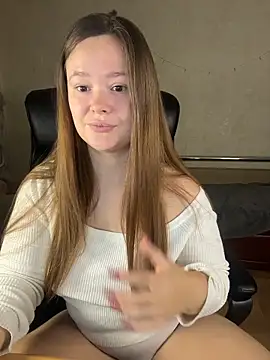 Snapshot of CaramelleSugarr chatting on 01/15/26, 03:27 CaramelleSugarr online show from 01/15/26, 03:27