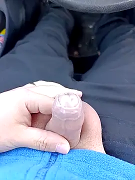 Snapshot of AlcorMad chatting on 01/19/26, 11:03 AlcorMad online show from 01/19/26, 11:03