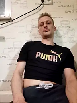 AnDyWaesche90 online show from 04/15/26, 03:24