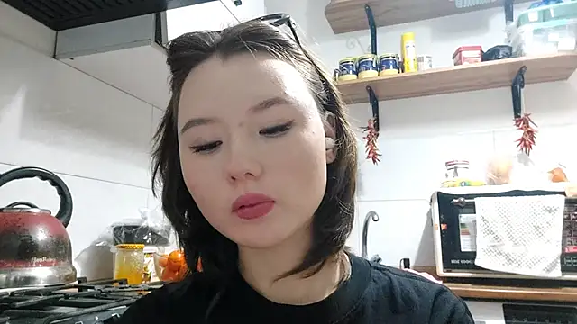 Snapshot of VelmaMaasch chatting on 02/10/26, 01:59 VelmaMaasch online show from 02/10/26, 01:59