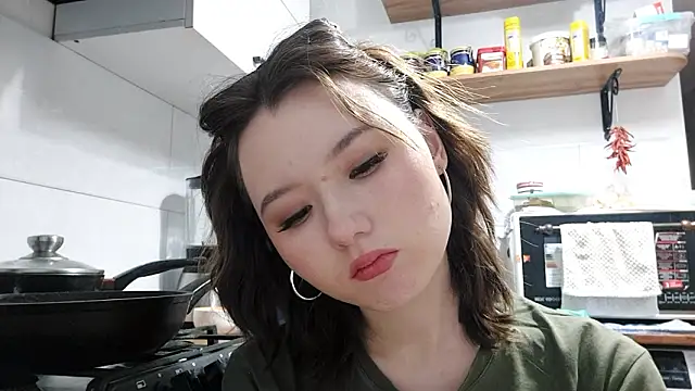 Snapshot of VelmaMaasch chatting on 03/04/26, 01:06 VelmaMaasch online show from 03/04/26, 01:06