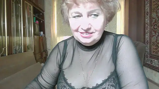 Snapshot of Casey_peach chatting on 07/20/26, 11:34 Casey peach online show from 07/20/26, 11:34