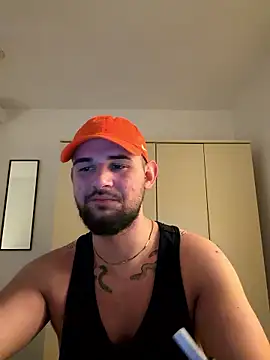 Snapshot of LunaFoxTip chatting on 01/11/26, 07:52 LunaFoxTip online show from 01/11/26, 07:52