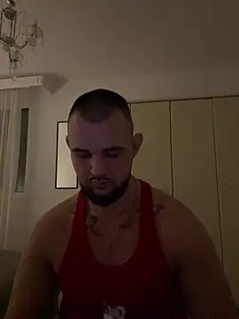 Snapshot of LunaFoxTip chatting on 02/12/26, 07:20 LunaFoxTip online show from 02/12/26, 07:20