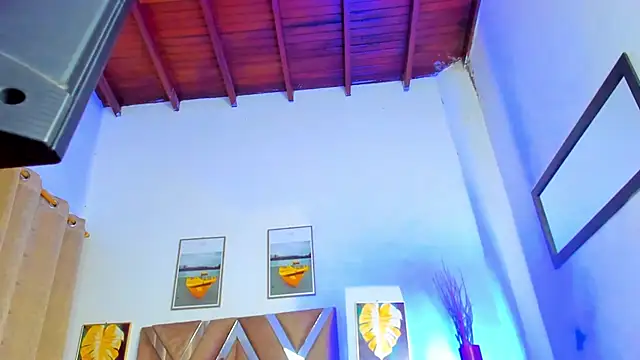 DaniiFoxx online show from 01/13/26, 12:10