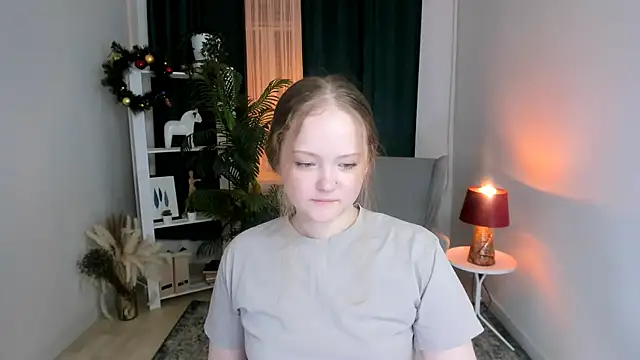 Yennefer   online show from 12/17/25, 04:24