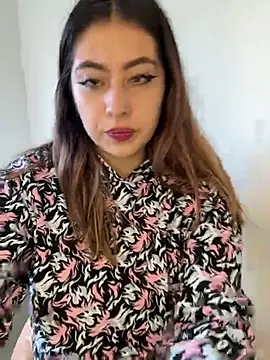 Snapshot of justmariee chatting on 01/15/26, 06:55 justmariee online show from 01/15/26, 06:55