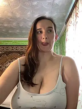 Snapshot of HarychaLysichka chatting on 07/20/26, 01:46 HarychaLysichka online show from 07/20/26, 01:46