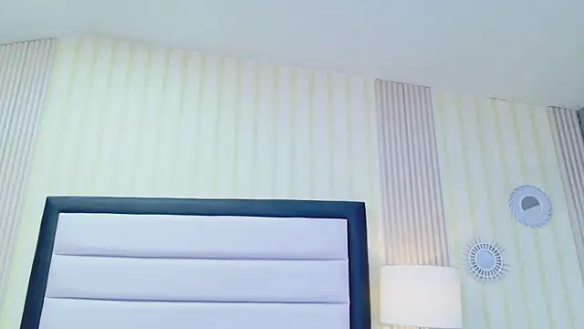 ScarlettFoox online show from 04/07/26, 07:36