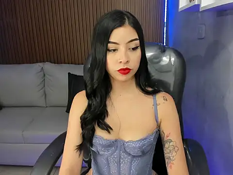 Liz bohemia   online show from 04/14/26, 09:32