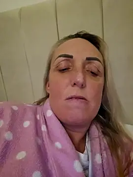 Snapshot of theblondecocklover chatting on 02/12/26, 07:42 theblondecocklover online show from 02/12/26, 07:42