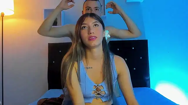 Snapshot of Max_and_pandora chatting on 01/05/26, 07:39 Max and pandora online show from 01/05/26, 07:39