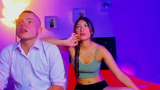 Snapshot of Max_and_pandora chatting on 01/08/26, 07:38 Max and pandora online show from 01/08/26, 07:38