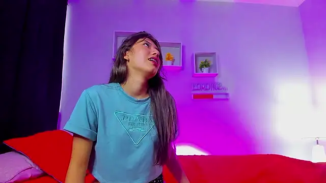 Snapshot of Max_and_pandora chatting on 01/15/26, 07:39 Max and pandora online show from 01/15/26, 07:39