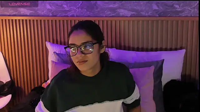 alina souvage  online show from 01/05/26, 09:18