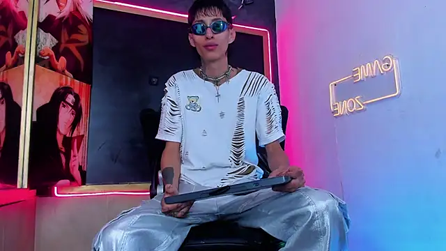 Daniel Deluc77 online show from 01/11/26, 03:11