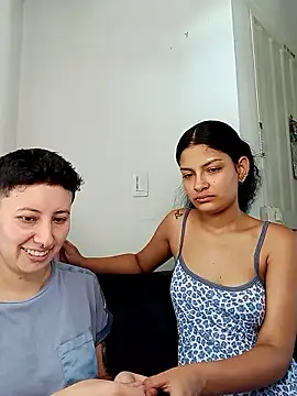 Snapshot of Mei_and_Gaby chatting on 01/18/26, 04:55 Mei and Gaby online show from 01/18/26, 04:55