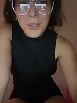 LatinDoll8 online show from 04/28/26, 08:03