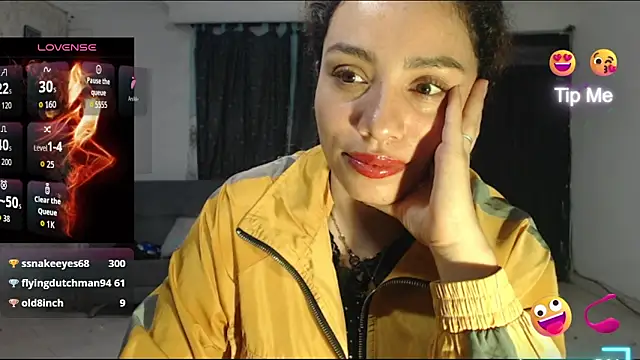 zoee taiana online show from 12/21/25, 11:01