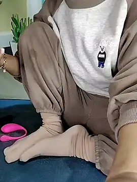 Snapshot of hi-miki chatting on 01/07/26, 02:58 hi-miki online show from 01/07/26, 02:58