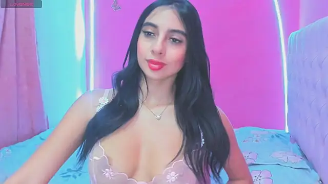 Selenevosse  online show from 12/18/25, 03:12