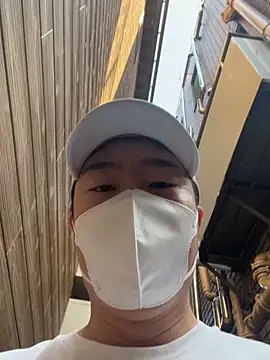 sora to online show from 05/20/26, 05:35