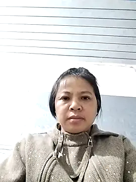 Snapshot of Girl-6868 chatting on 12/19/25, 01:51 Girl-6868 online show from 12/19/25, 01:51