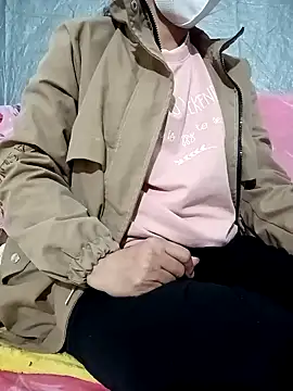 Snapshot of Girl-6868 chatting on 01/08/26, 06:16 Girl-6868 online show from 01/08/26, 06:16