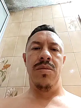 L hotcream online show from 03/28/26, 12:16